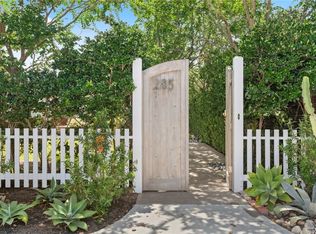 285 E 19th St, Costa Mesa, CA 92627