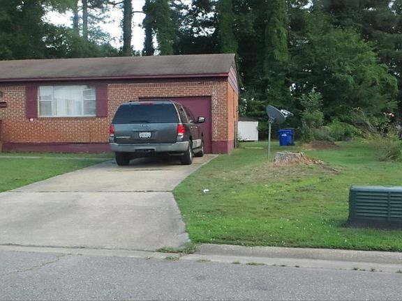 3rd image of 1111 Carrington Cres S