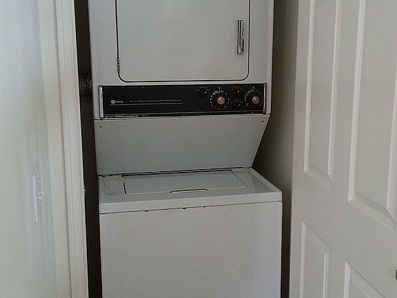 Included washer and dryer in unit