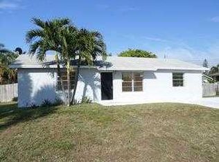 6651 Florida Dr, Lake Worth, FL 33462