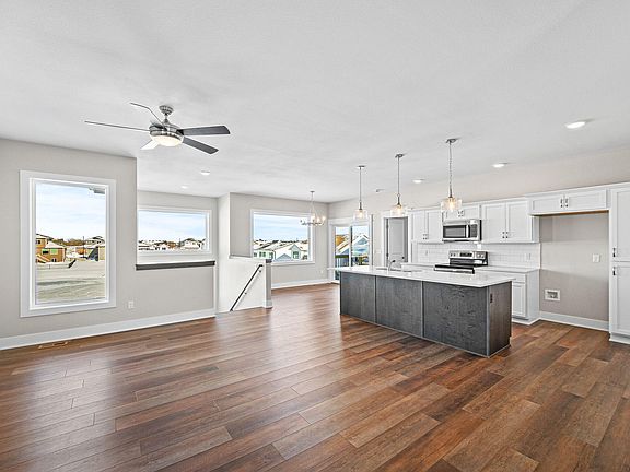 3rd image of 5713 Allerton Dr