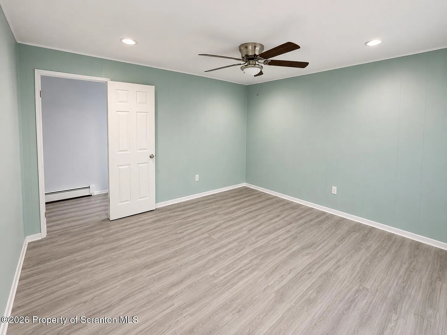 2 bed, 1.0 bath, 1200 sqft, $1,250 — Photo 4