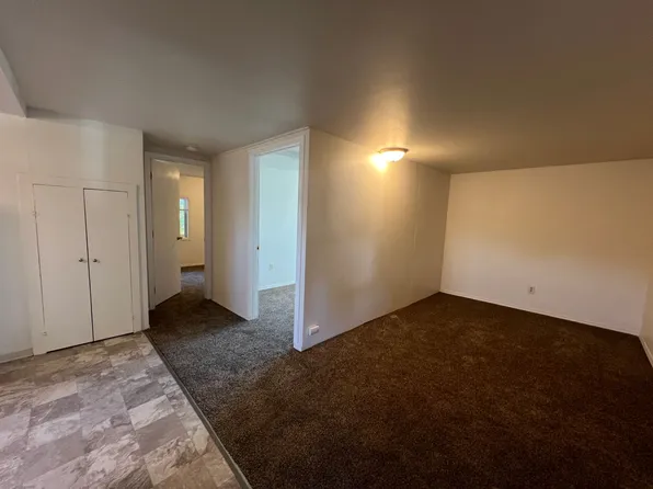 809 S 16th Ave, Yakima, WA 98902