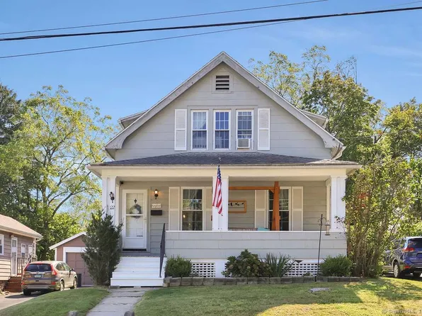 122 Carpenter Avenue, Meriden, CT 06450