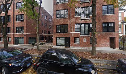 1st image of 630 W Arlington Pl