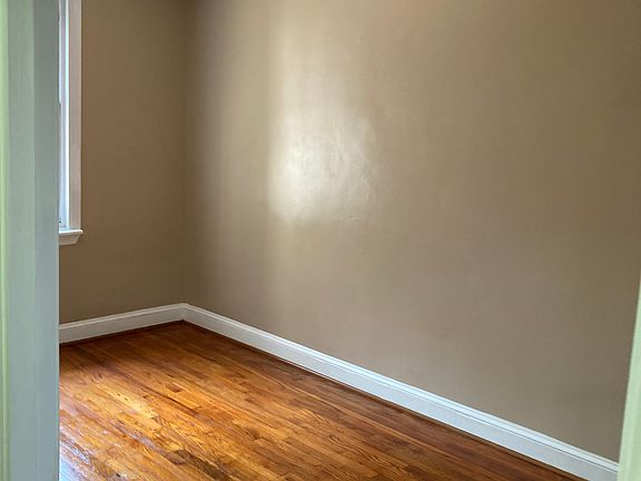 3rd image of 1449 Olive St NE APT 4