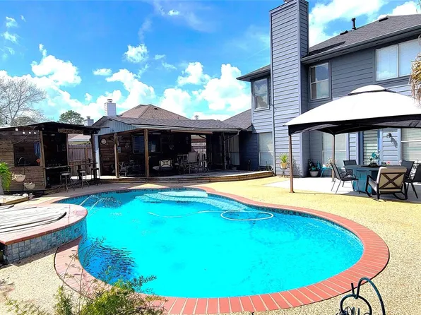 3015 Wood Hollow Dr, League City, TX 77573