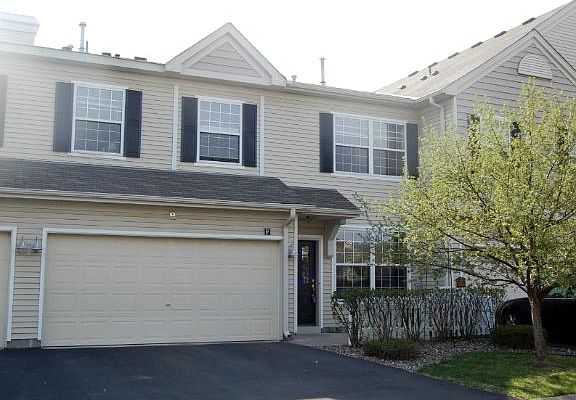 2nd image of 12185 Vermillion St NE Unit F
