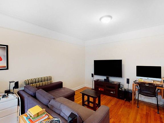 2nd image of 59-11 Queens Blvd #5J
