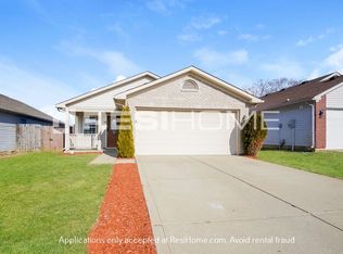 5206 Sandy Forge Dr, Indianapolis, IN 46221