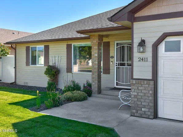 2411 S 73rd Ave, Yakima, WA 98903