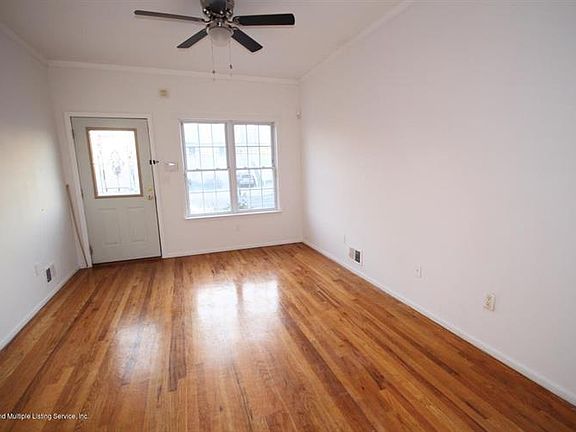 4th image of 519 Midland Ave