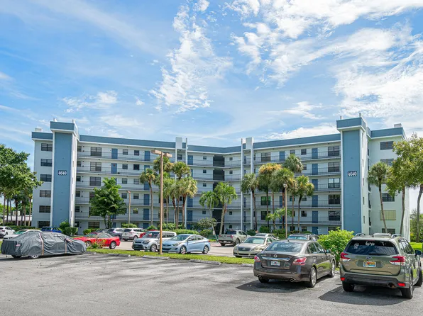 4640 LUCERNE LAKES Boulevard W #303, Lake Worth, FL 33467