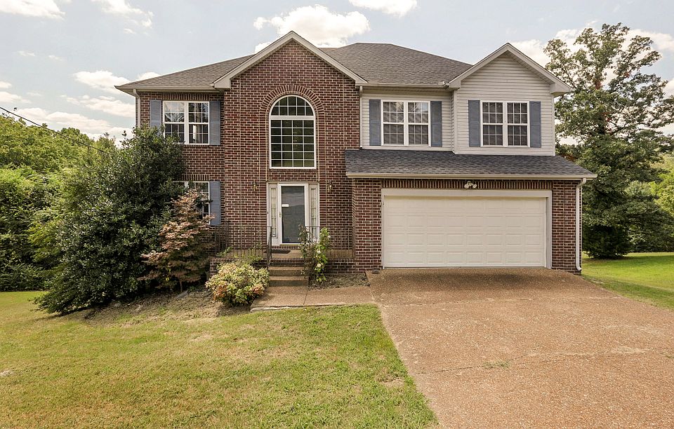 1st image of 126 Scenic Harpeth Dr