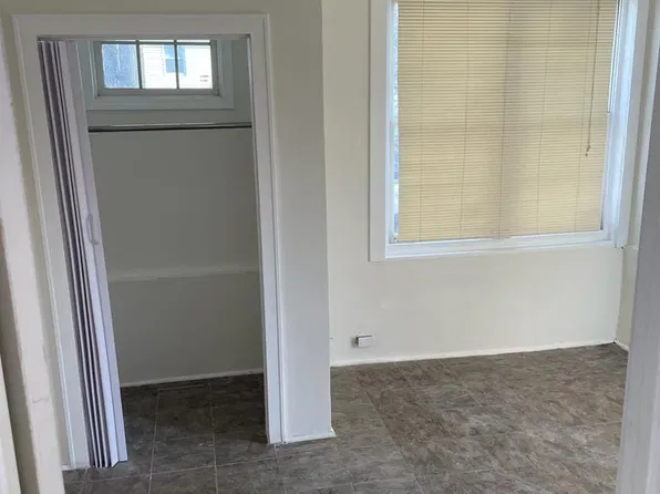 495 Summer St APT 1, Brockton, MA 02302
