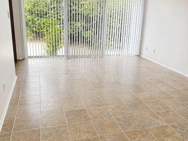 6741 Cherrywood Cir — Photo 4