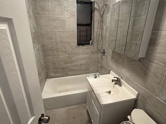 5th image of 2213 Cropsey Ave #B9