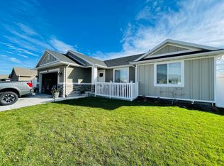 8483 S Double Arch Cir, West Jordan, UT 84081
