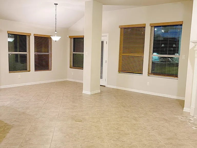 2724 Tuscan Crst — Photo 5