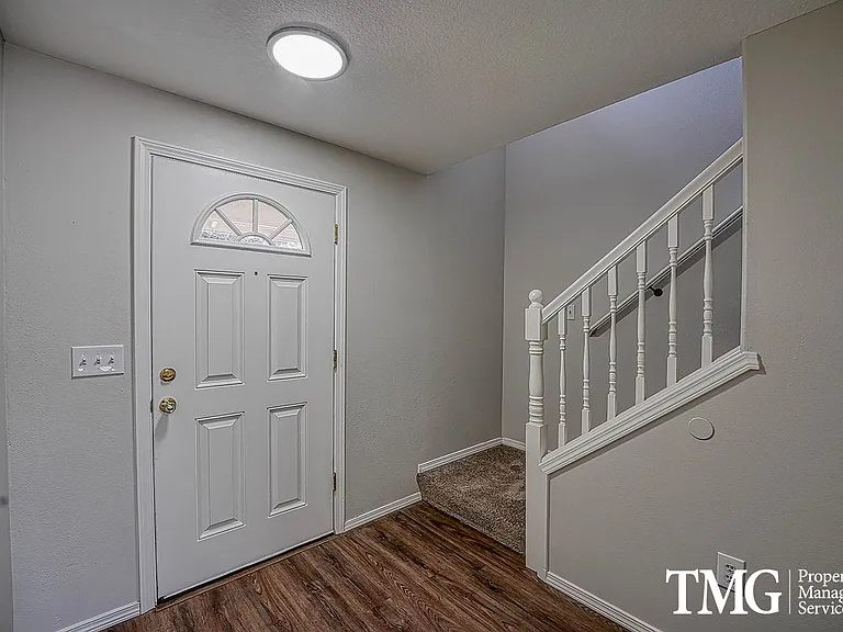 17015 NE 31st Way — Photo 29