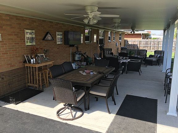 4th image of 4215 Breezewood Ave