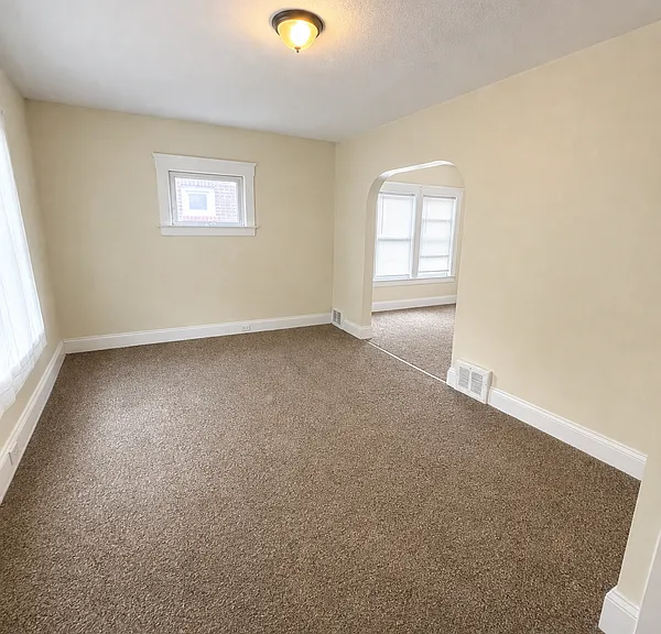 9814 Dunlap Ave — Photo 2