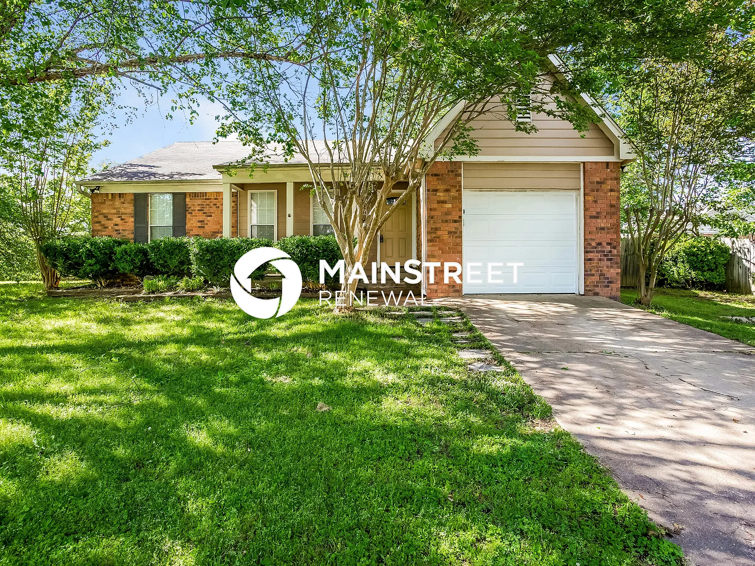 3840 Shadow Oaks Pkwy — Photo 1