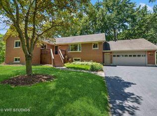 23442 N Kelsey Rd, Barrington, IL 60010