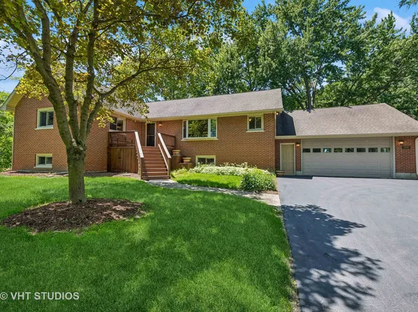 23442 N Kelsey Rd, Barrington, IL 60010
