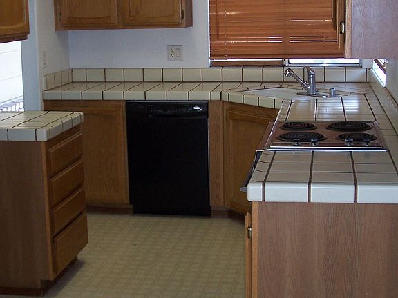 4th image of 8130 Traver Ct