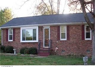 1st image of 7985 Colony Dr
