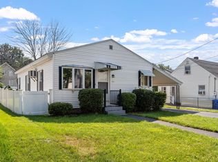 24 Burnett Ave, Manchester, NH 03103