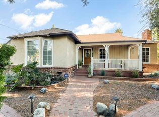 15556 Valerio St, Van Nuys, CA 91406