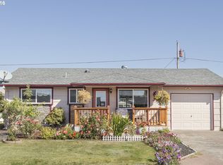 1363 Garden Way, Woodburn, OR 97071