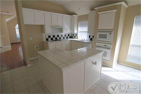 5th image of 2108 Aberdeen Ave