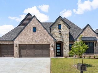 2706 S Union Pl W, Tulsa, OK 74134