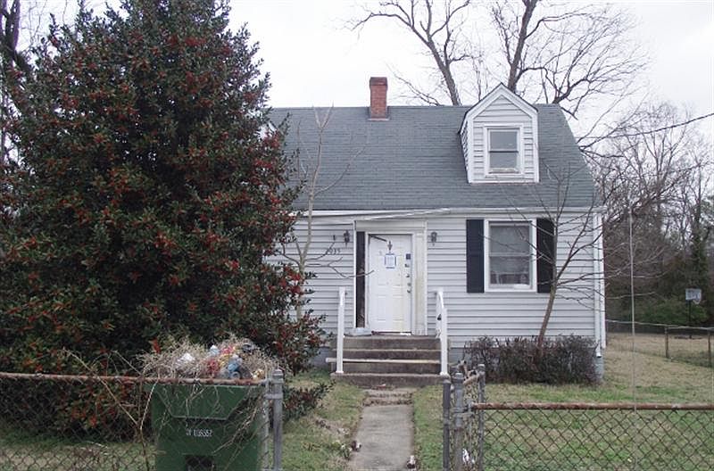 1st image of 2035 S Kinsley Ave