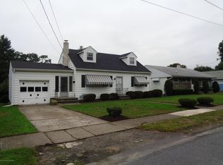 12 Webster Dr, Dunmore, PA 18509