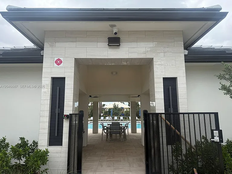 4286 Efendi Dr — Photo 13