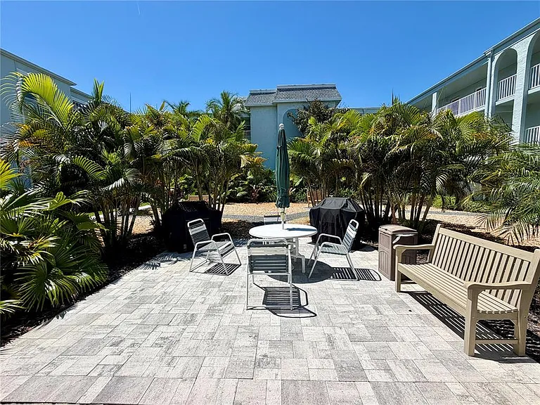 1706 Belleair Forest Dr #244 — Photo 27