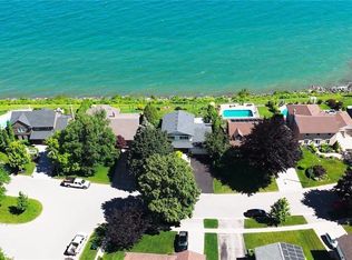 15 Cheval Dr, Grimsby, ON L3M 4P3