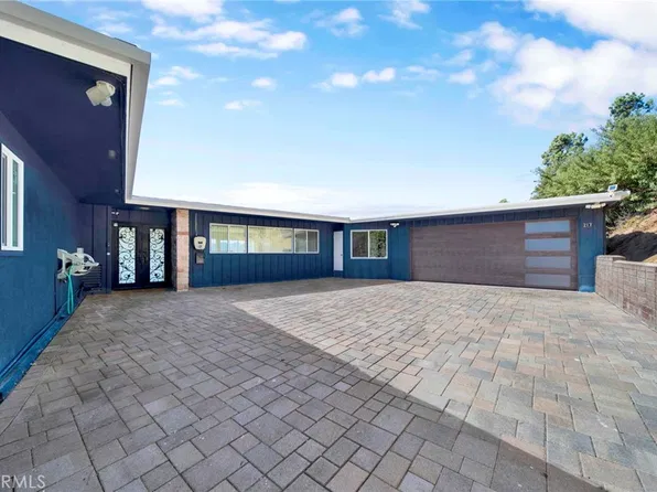 217 Cumberland Rd, Glendale, CA 91202