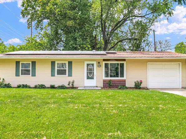 1511 Westfield Dr, Champaign, IL 61821