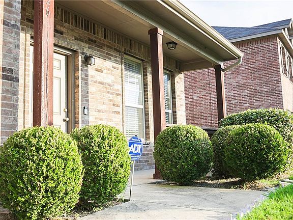 2nd image of 3026 Graystone Ct