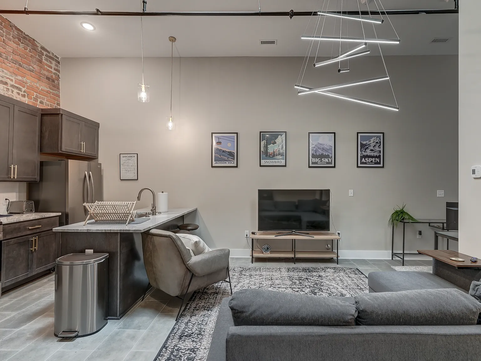 1 bed, 800 sqft, $1,700 — Photo 3