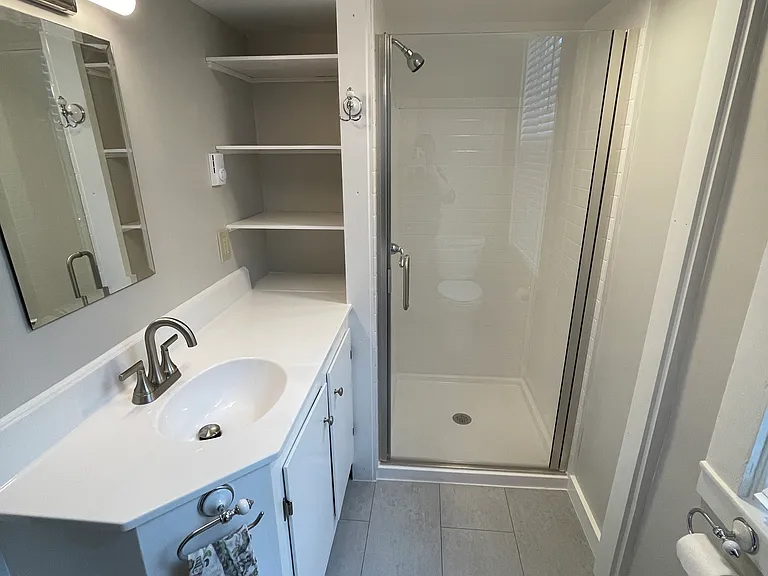 139 Pine St #1 — Photo 4