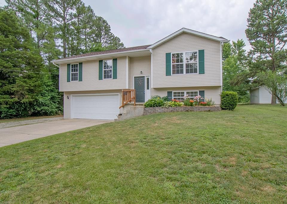1st image of 4458 Mockingbird Ln