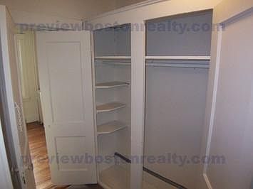 2nd image of 88 Washington St #D1