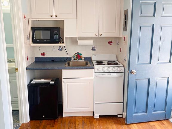5th image of 174 Captain Chase Road UNIT 8