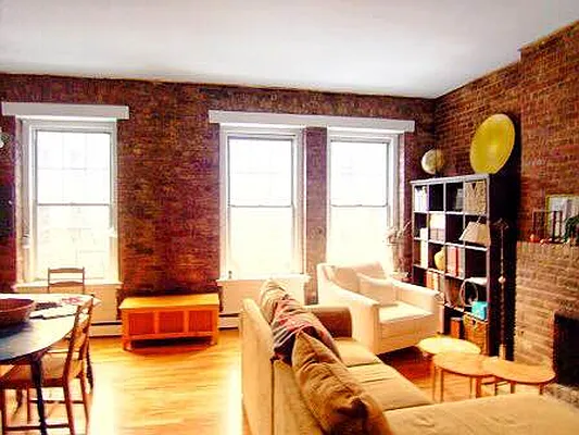 Rented by Friedman Roth Realty | media 15